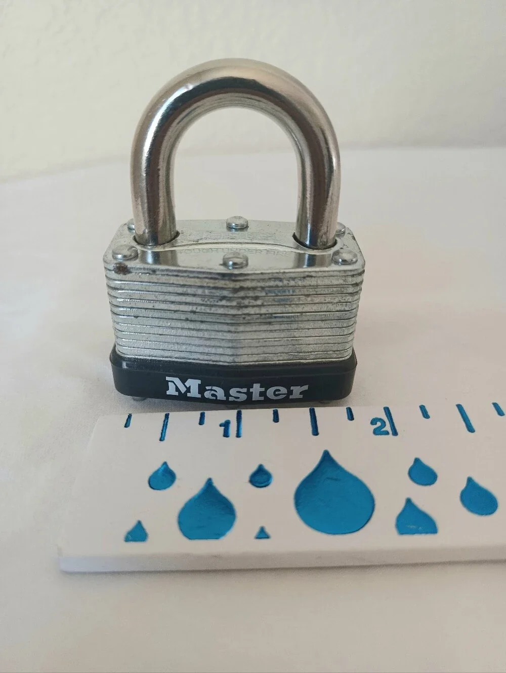 Master Lock Laminated Steel Warded Padlock with Key